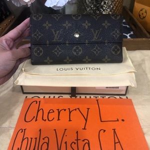 Louis Vuitton International Trifold Mono